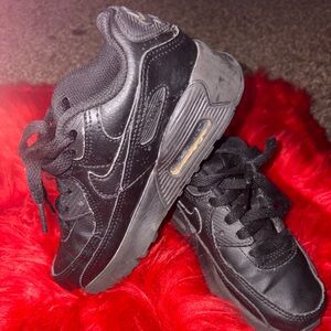 Nike Kids Black Sneakers